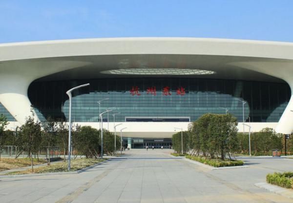  #新中国#2019年最新中国十大高铁站排名