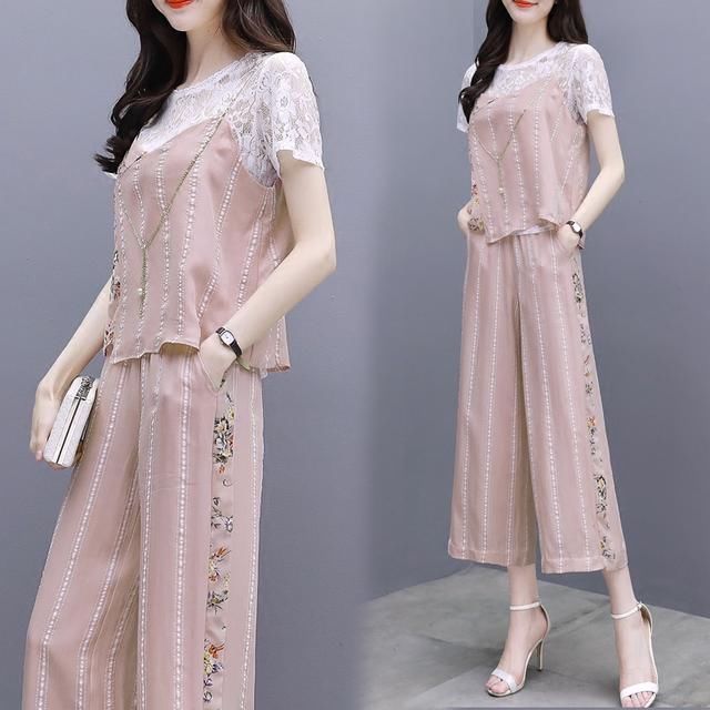 嫂子比我大十岁,但是她穿上这种大气套装,朋友都以为是我姐姐