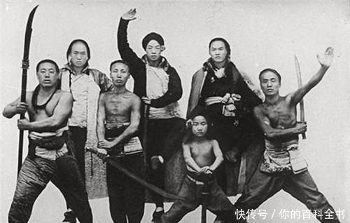 「山东巡抚」此人吹嘘刀枪不入,袁世凯不信邪,抬手就是一枪,最后结局如何!