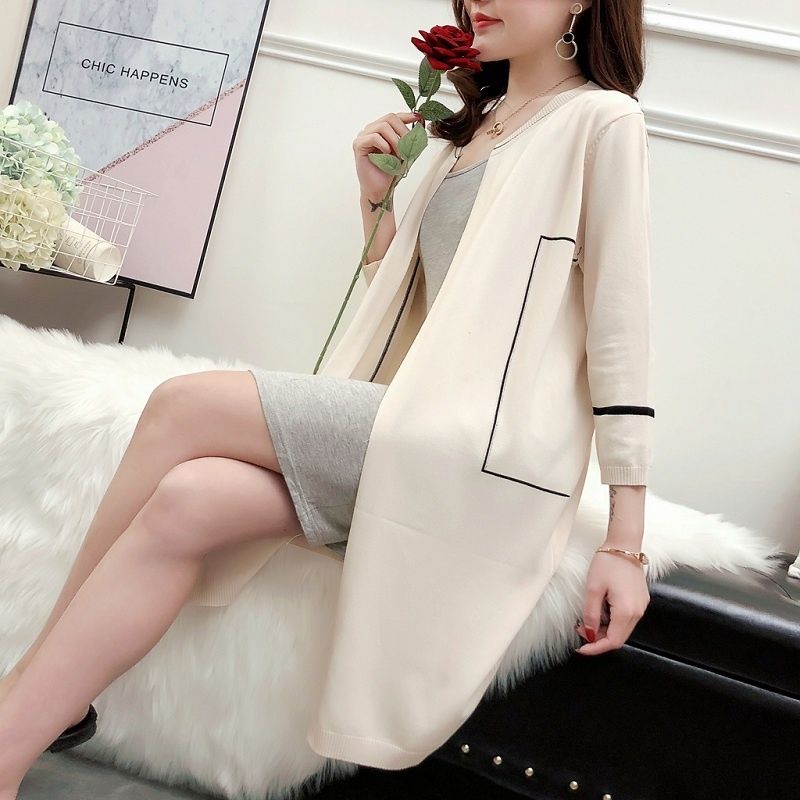 火了火了!这样一件薄外套，美的一塌糊涂，舒适百搭