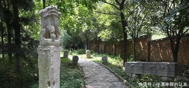 解密“秦岭超大违建别墅”业主拿50年茅台当水喝