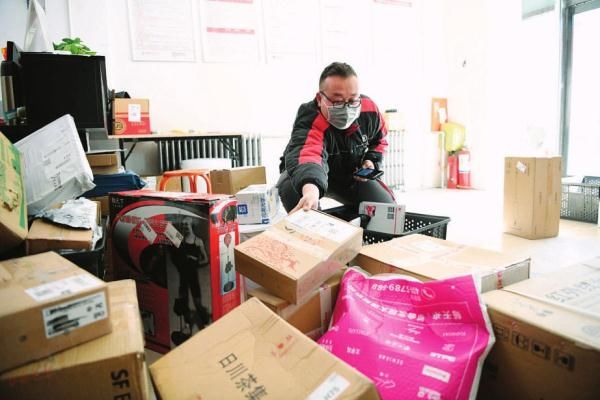  「公共自行车」大疫当前 责任在肩丨太原：那些坚守在自己岗位上