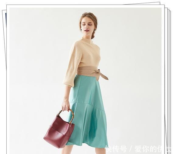  提升：缎面半身裙的15种日系穿搭look，提升春季造型高级感的不二之选