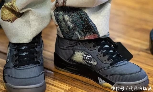  『联名』2020秋冬时装周联名球鞋大放出！看看有没有你的菜？