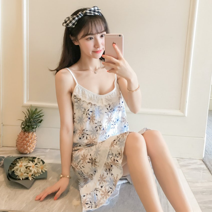 为什么老婆坐床上不穿裤子要穿睡裙?看完你就明白了