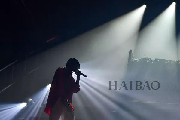 养眼| 潮流遇见个性，HUGO教你怎么把街头风穿成真的流行!