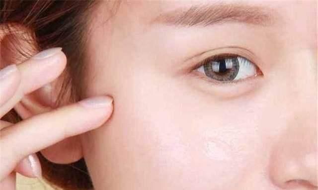  【轻松】睡前多做这几件事，排毒养颜助睡眠，让你轻松睡出“好肌肤”