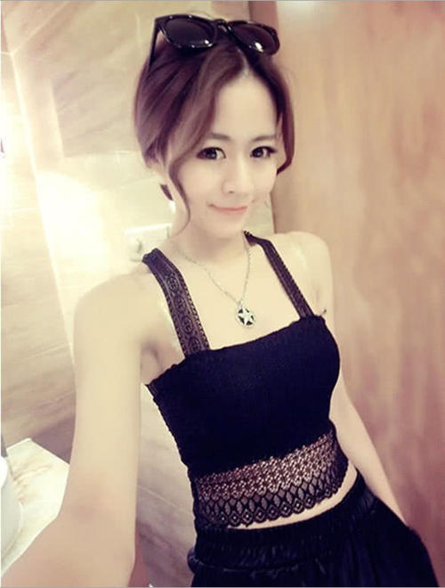 三伏天还在穿文胸吗过时了，北京的姐姐都这样穿，美爆整条街