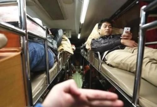  发现@为什么卧铺客车会被国家取消呢？看完之后才发现背后的难言