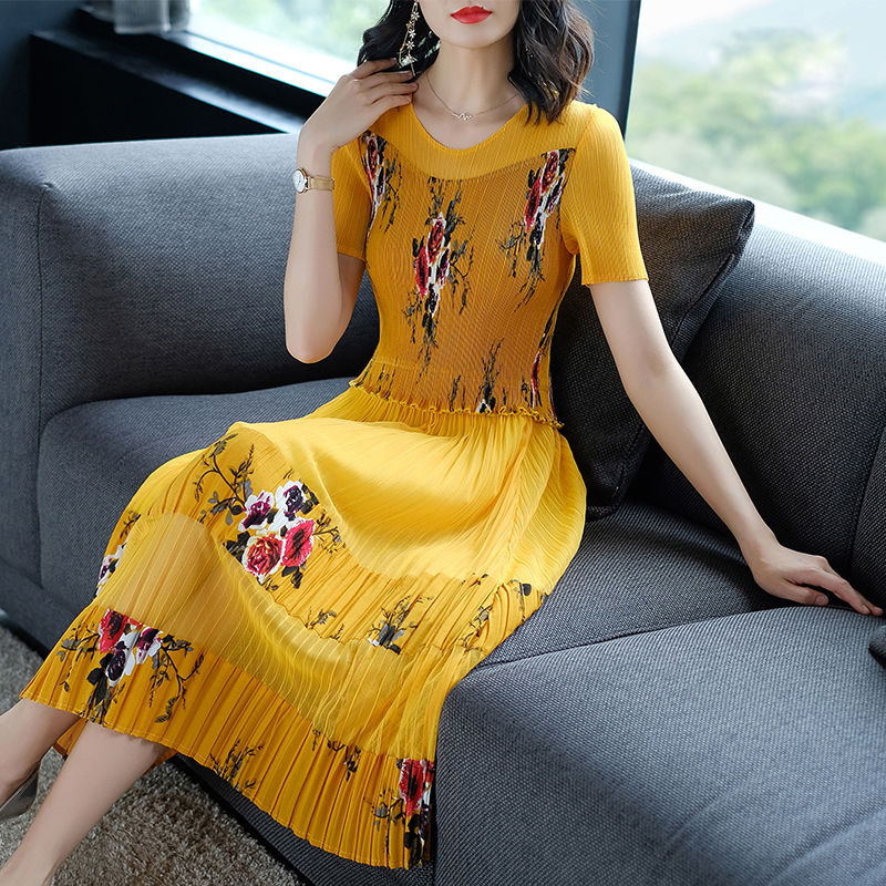 优雅时尚长裙，时尚名媛气质，还能遮肉，让你也轻松拥有小蛮腰