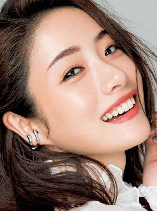 原来高光还能这么玩!不仅能修饰脸型磨皮效果更是堪比美颜，石原