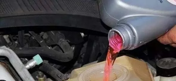 闵行驾培：为什么汽车的防冻液必须经常换？