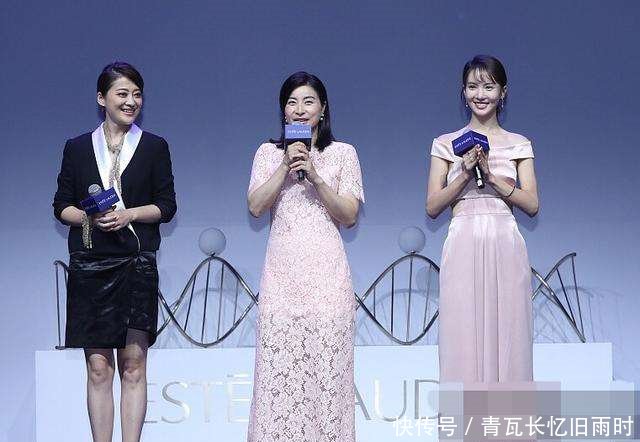 36岁郭晶晶同框42岁梅婷, 网友: 豪门和明星的差距一目了然!