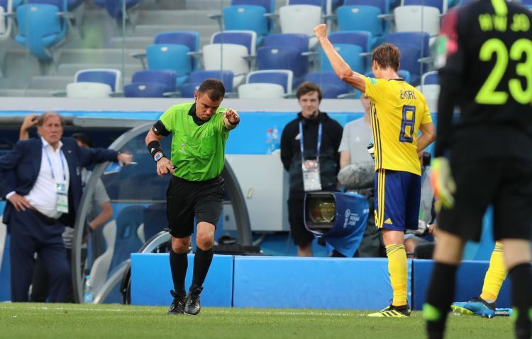 动感世界杯丨VAR再显威 瑞典点球胜韩国_【快