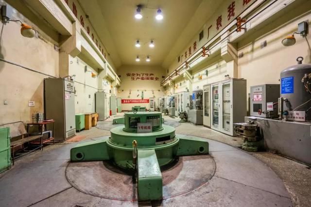 服气!接近零下20度,这台10多万的SUV还敢爬山撒野