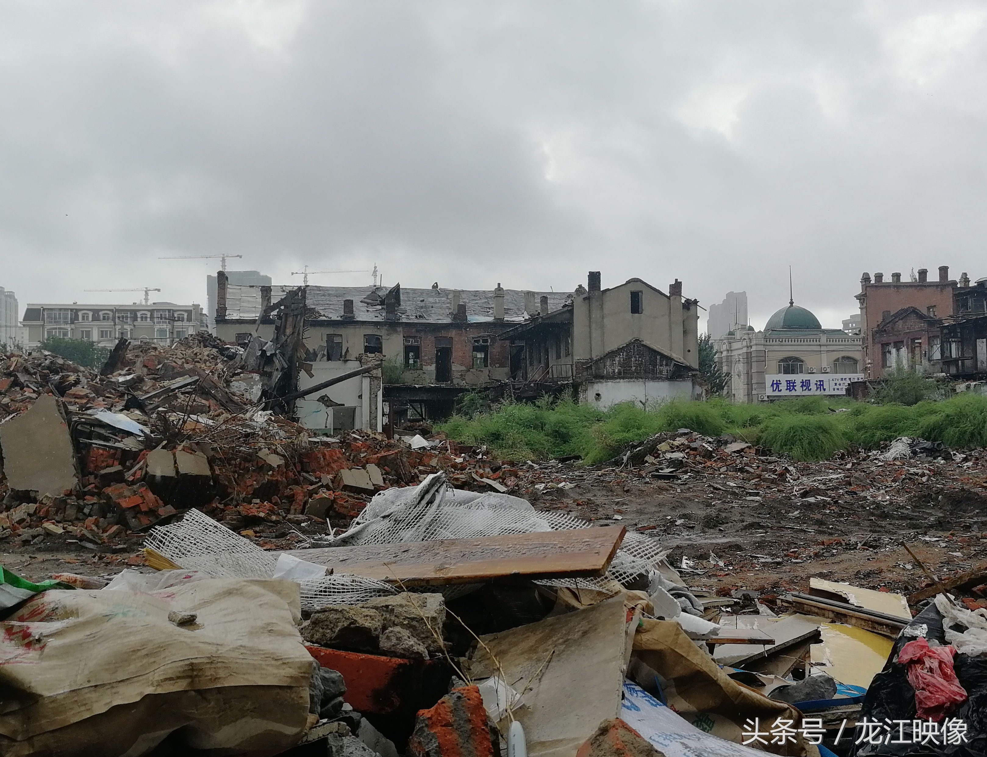 道外棚户区有许多钉子户,拆迁难度大;别让强拆