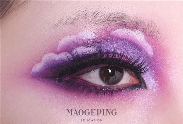 窒息@“紫色云霞”眼妆,美到窒息