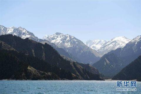  「极推动旅游业复工复」新疆天山天池景区启动首届“开湖节”(组图)