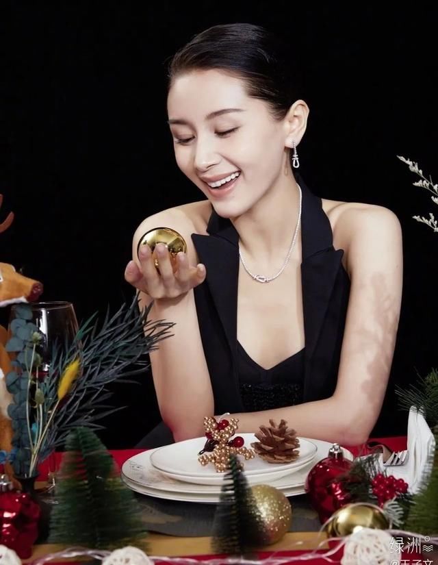  [湿发]明星们的性感湿发，怎么到我这就成了没洗头？