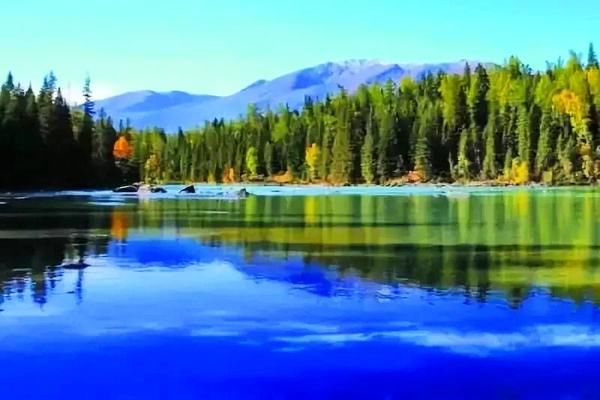 新疆15个湖泊   个个令人痴迷令人醉