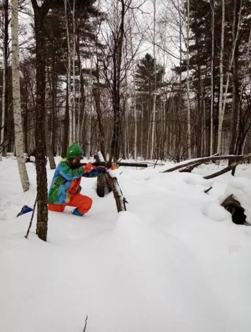 吉林唯一的国际狩猎场，游客能用真枪打猎，开一枪的价格太真实了
