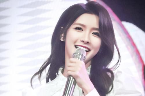 『三观』看青春有你别开弹幕，蔡卓宜粉丝的评论，让人怀疑自己的“三观”