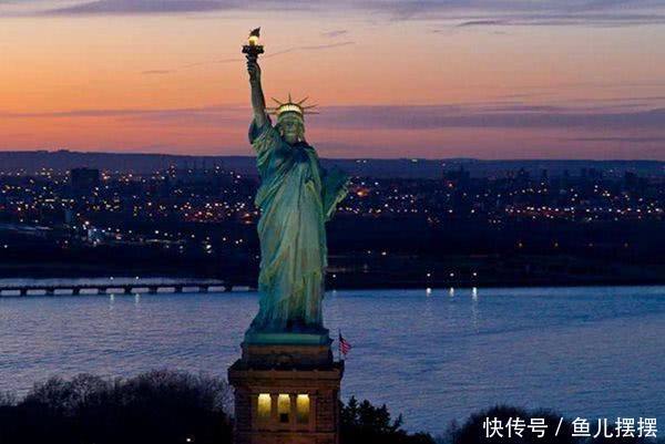 世界人口排名前10的国家,印度第2,第6是中国在