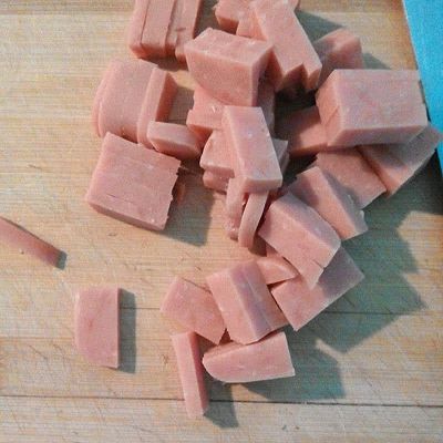  『家常』爆炒西兰花火腿（家常）