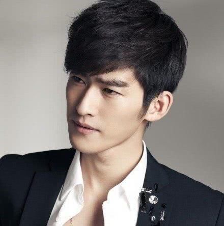 郑爽张翰新剧《蒲公英之恋》即将开播,郑爽用