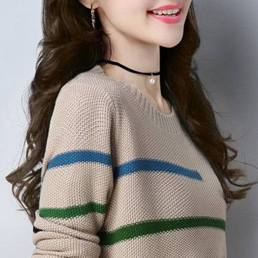 太美了!难怪老婆不穿裙子!穿这针织衫+黑裤子，洋气时髦巨美嫩