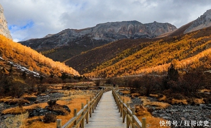 中国有一座世界海拔最高的机场:空姐要带氧气罩工作