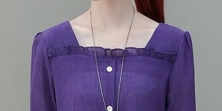 如果你有42岁，中秋回家就穿洋气小衫，配小脚裤，美的楚楚动人