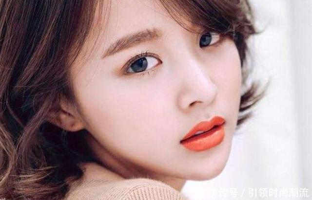 唇部有这两“特征”的女孩子，一般都好看，尤其是第一个！