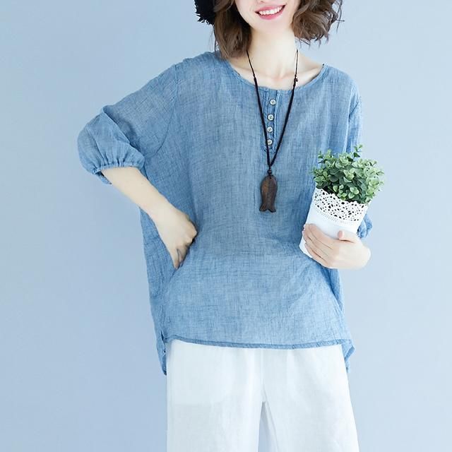 妈妈55岁，每天穿这棉麻衫太洋气了，街坊领居见了都夸太年轻