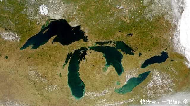 咸水湖和淡水湖咋区分？通大海的都是淡水湖吗？这个湖泊各占一半