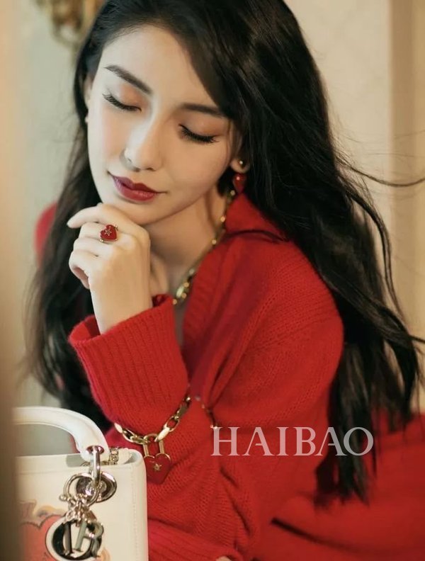 当红女星中十年后颜值最高的竟是她！