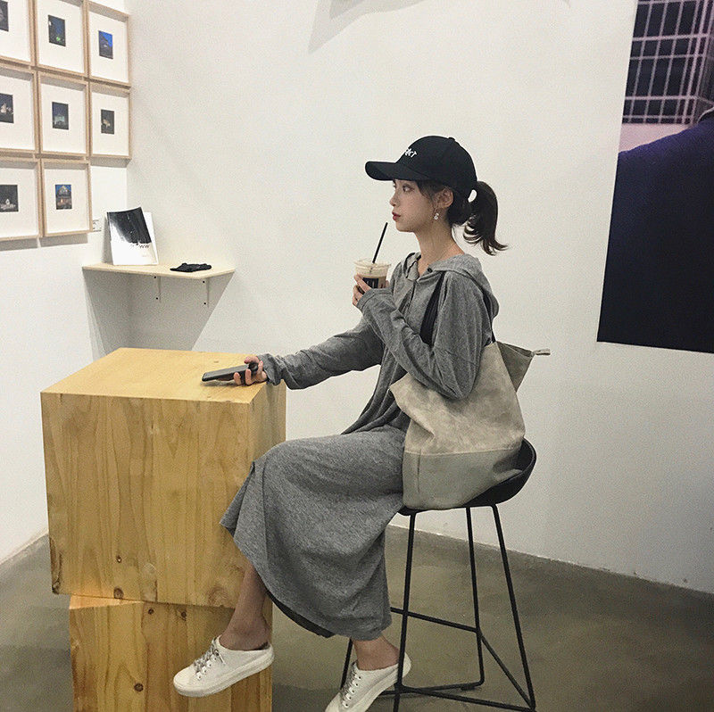 太年轻了，难怪老婆不穿裙子了，打开衣柜全是这样的“卫衣”