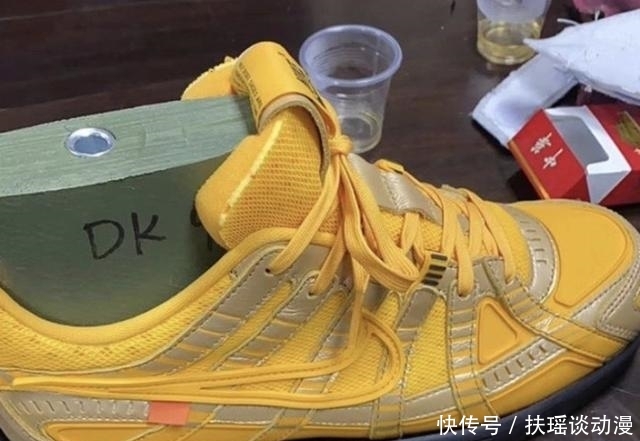 「Nike」OFF-WHITE x Nike 神秘鞋款再曝新配色!今年春季发售