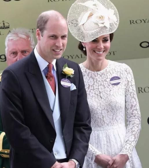 英国皇家赛马会=年度心机大会，梅根凯特大PK，你站哪一个?