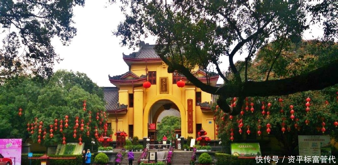 中国唯一建在5A景区内的大学,坐拥大好风光,网友:太幸福了!