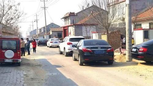  「也就」为什么现在农村买车的人越来越多？因为什么原因？听听