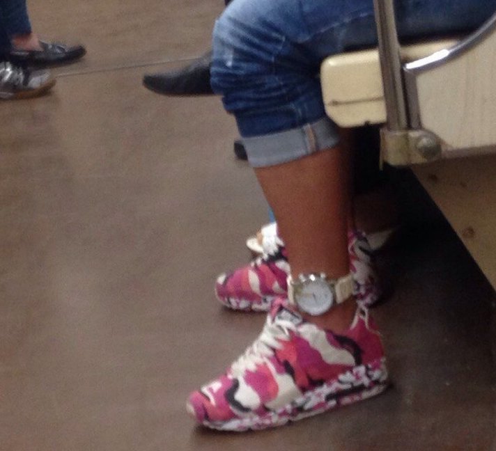 这些穿着，看了后只想说:够奇葩，够另类