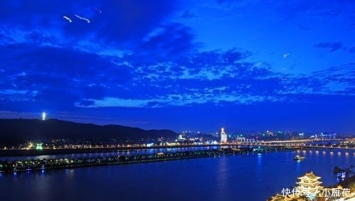 我国仅有的两个带“沙”字的地级市, 其中一个总面积全国最大