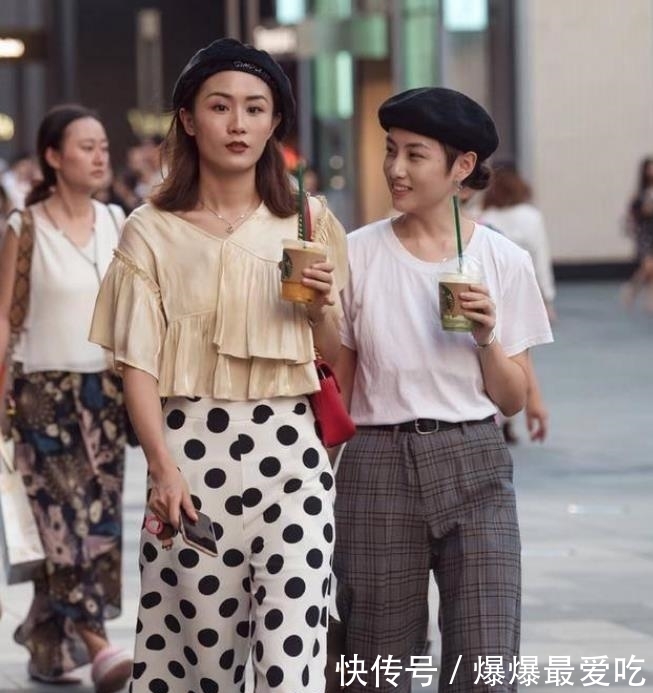  气质■美女街拍：曼妙身姿的小姐姐，青春又靓丽，展现女神气质！