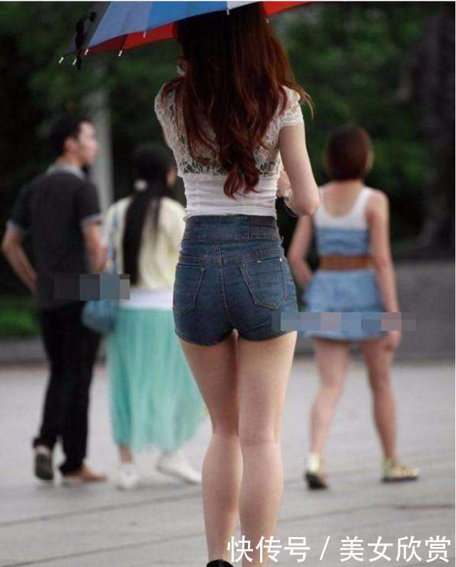 时尚紧身牛仔热裤让你秀出性感美腿，走到哪都是最美的