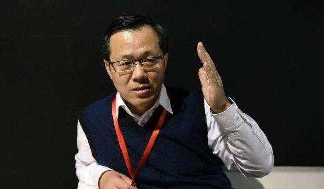 卓伟又爆猛料: 黄家驹出事并未死亡, 皆因被人陷害不敢回中国