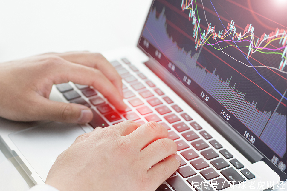 算法股灾?质押爆仓?还是国家队减持!A股暴跌