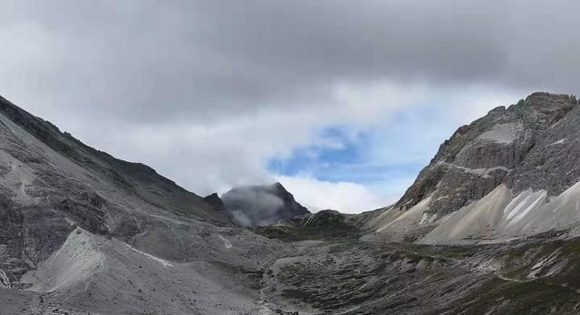 青藏线难，川藏线美，一入西藏误终身
