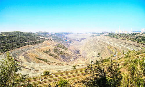  已有|亚洲“最低最大”的矿坑，开发至今已有100多年，就在中国