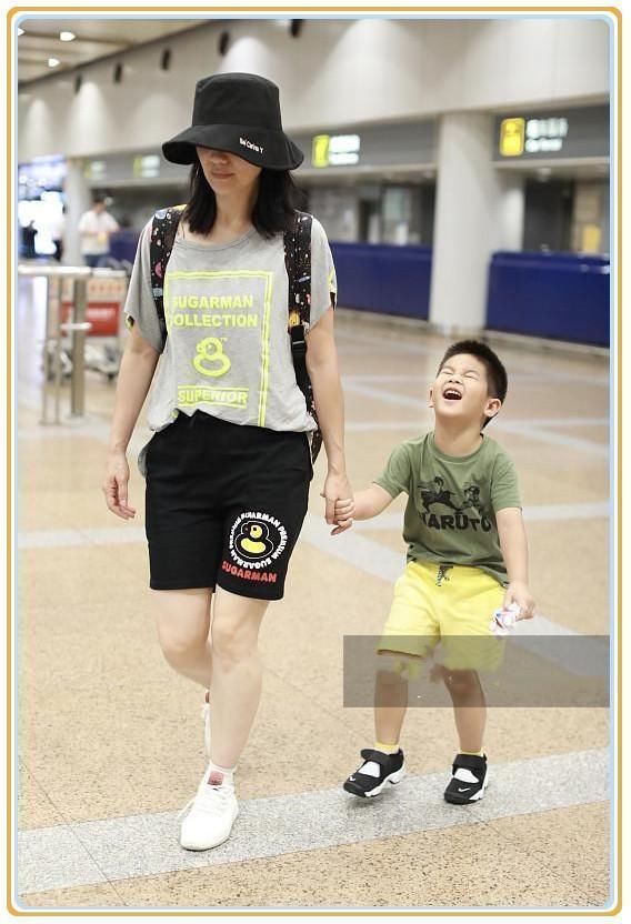 看了胡可的渔夫帽，再看看霍思燕，才知道拥有一颗少女心有多重要